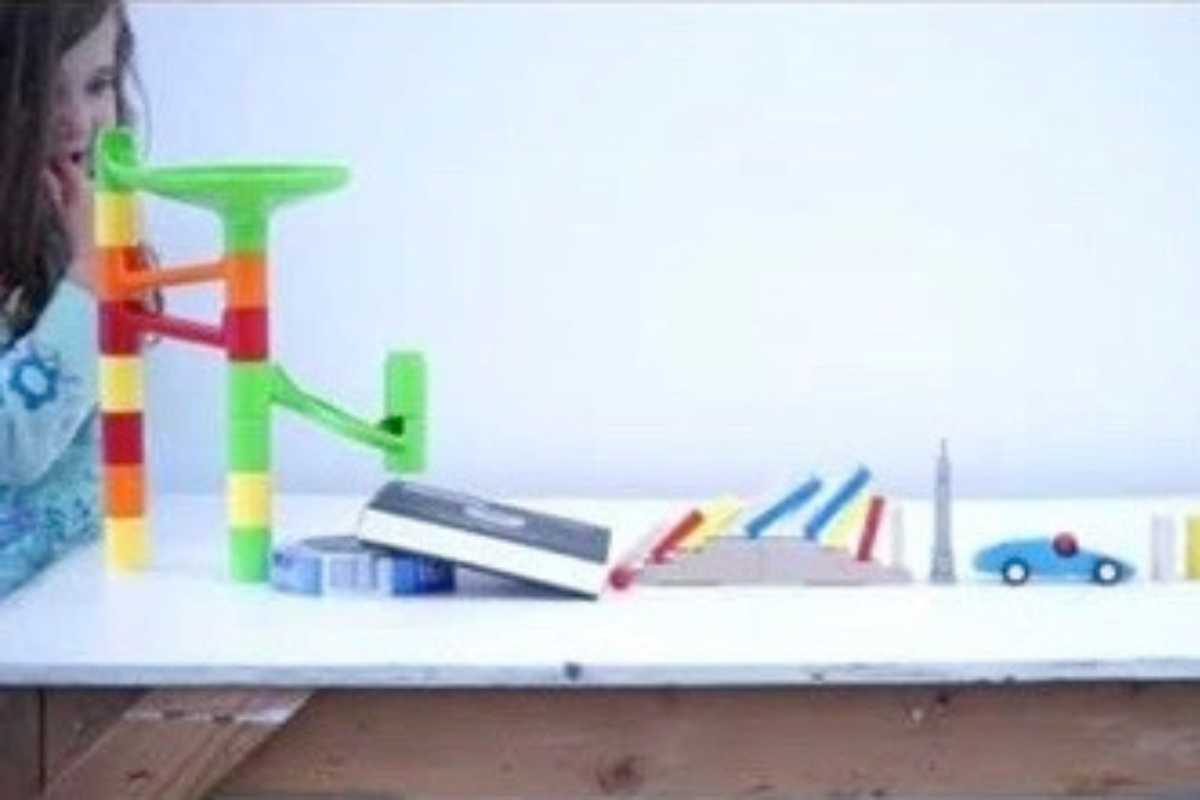 Rube Goldberg chain reaction machine.